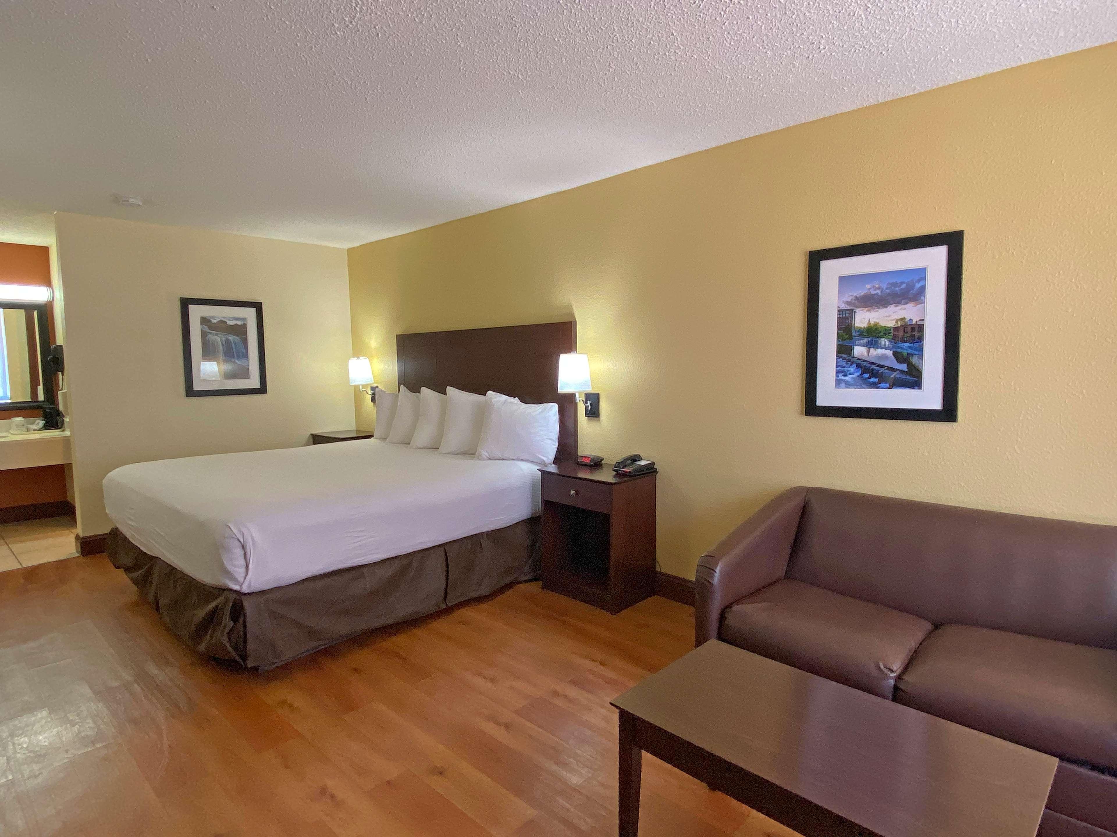 Best Western Greenville Airport Buitenkant foto